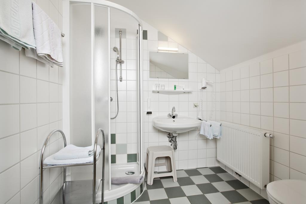 Familie Zuser Hotel Garni Mitterbach Room photo
